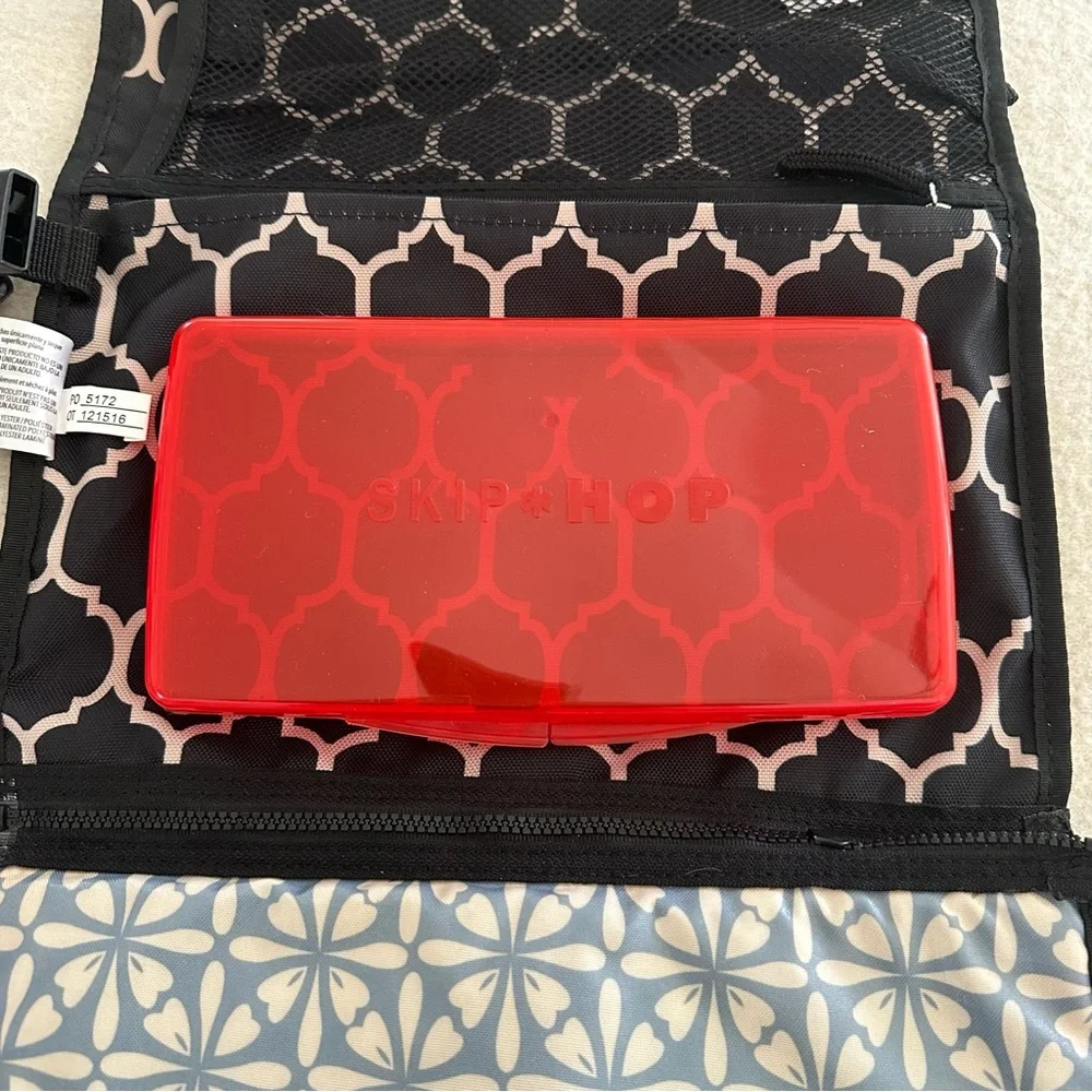 Skip Hop Dark Brown Patterned Portable Changing Pad